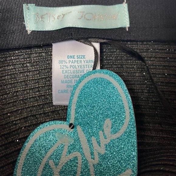 Betsey Johnson | Black ‘Just Married’ Floppy Sun Hat | One Size - Picture 6 of 6